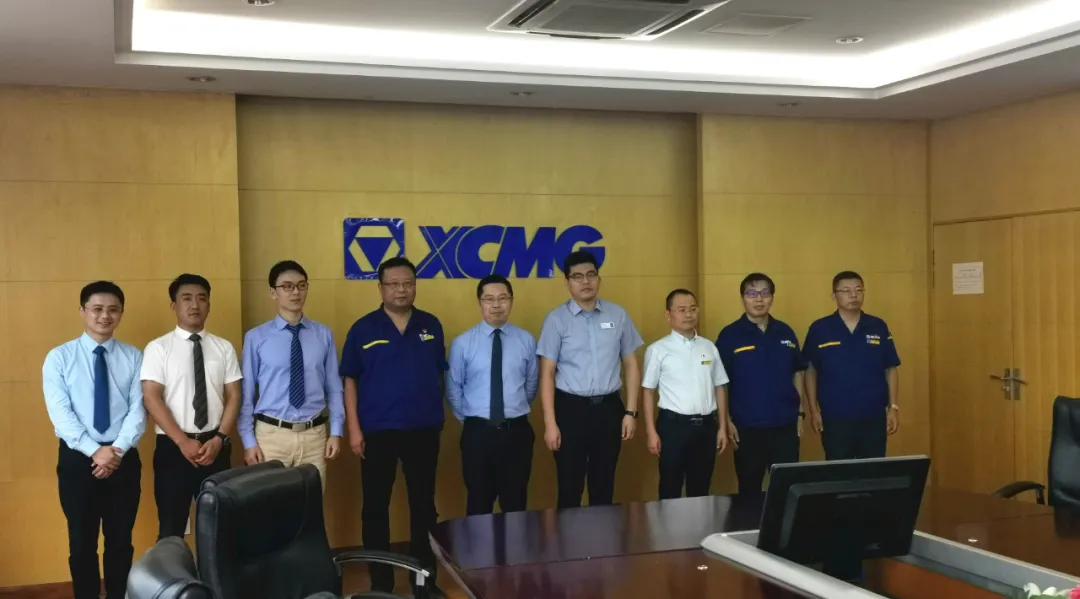 徐工集團瑞泰信息合影留念 徐工集團瑞泰信息合影留念